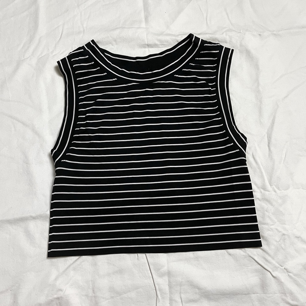 Seamless Scoop Neck Tank Top
